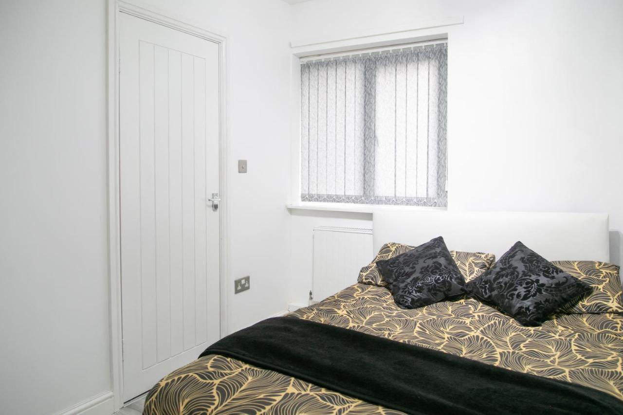 Hills View Apartments Manchester Esterno foto