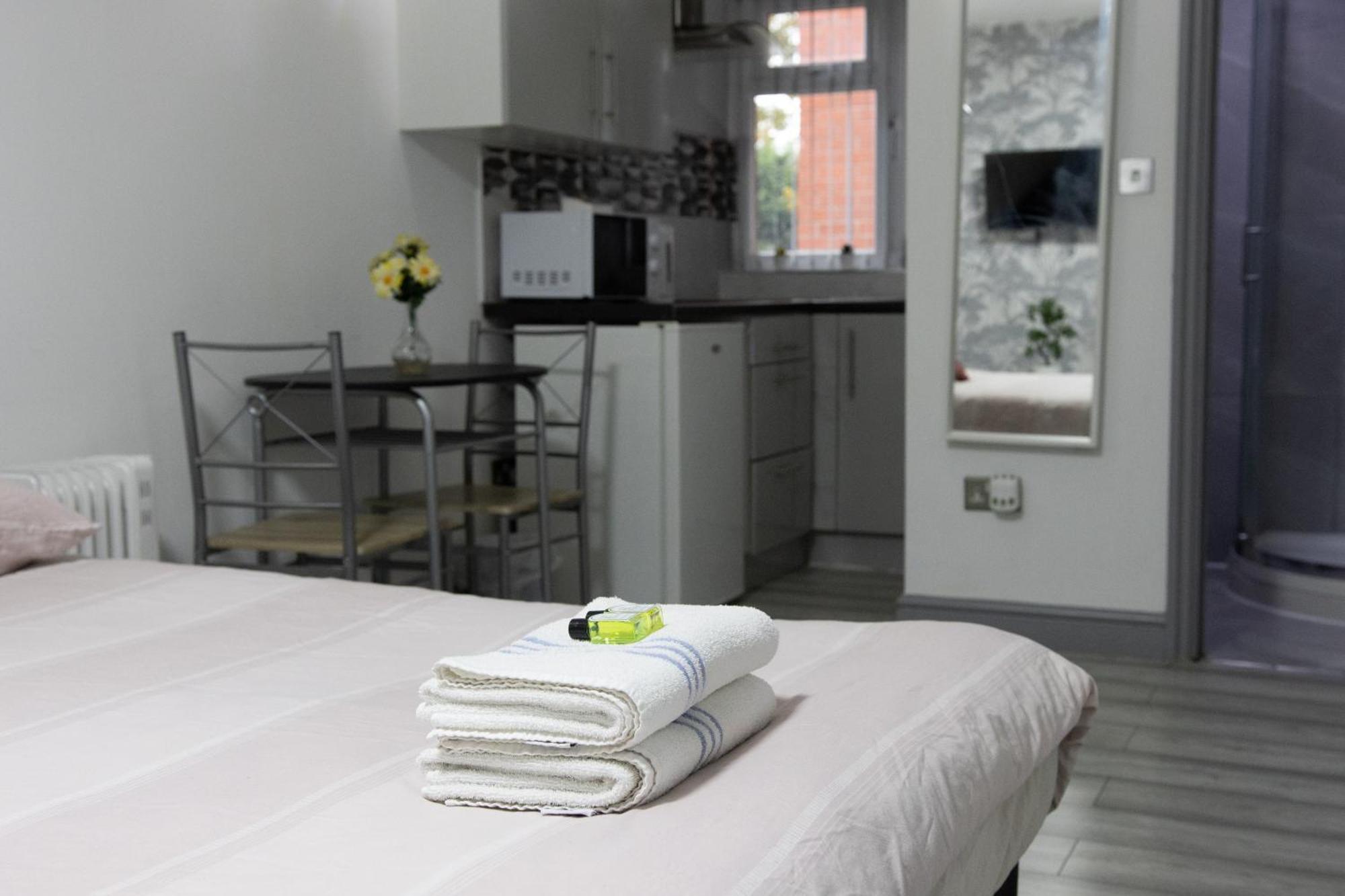 Hills View Apartments Manchester Esterno foto